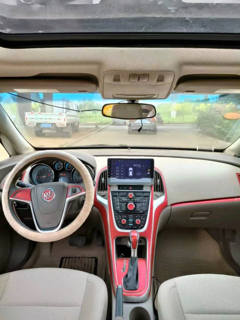 枣庄11年别克英朗GT7