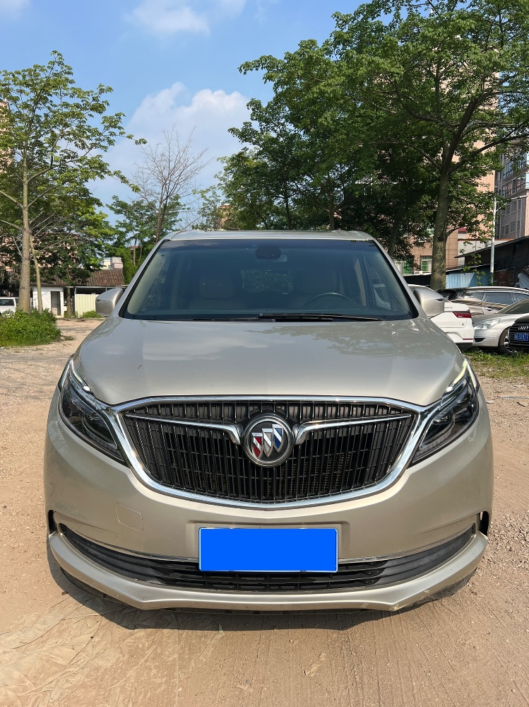 广州17年别克GL81