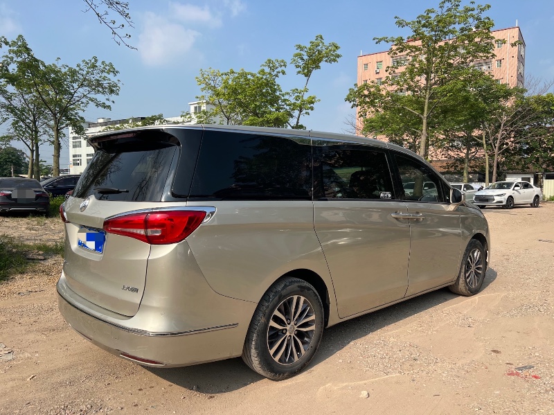 广州17年别克GL89