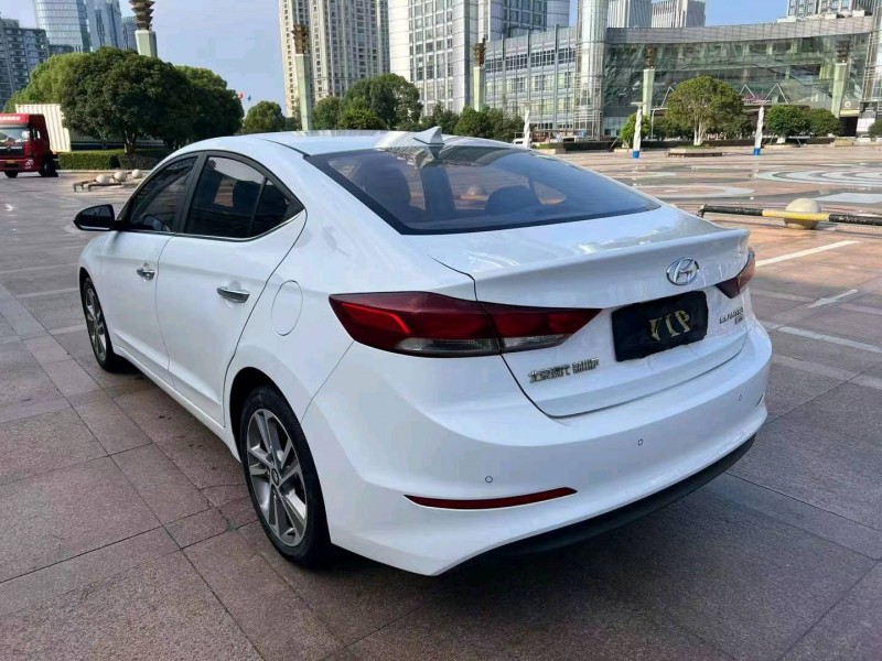 嘉兴18年现代领动9