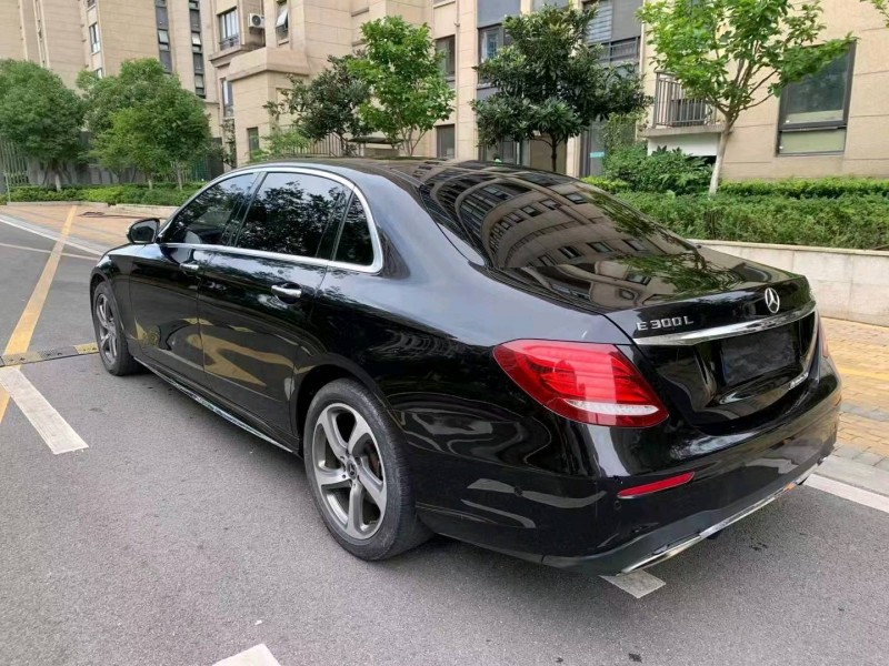 苏州18年奔驰E7