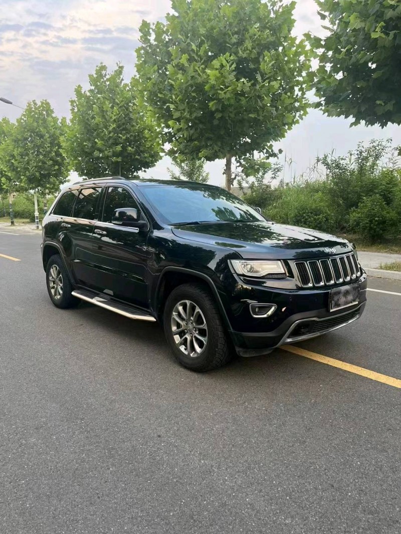 徐州15年Jeep大切诺基2