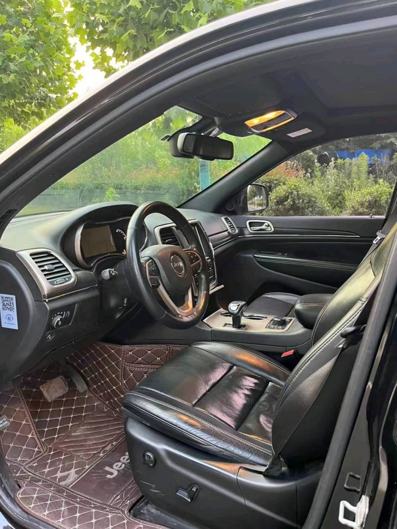 徐州15年Jeep大切诺基6