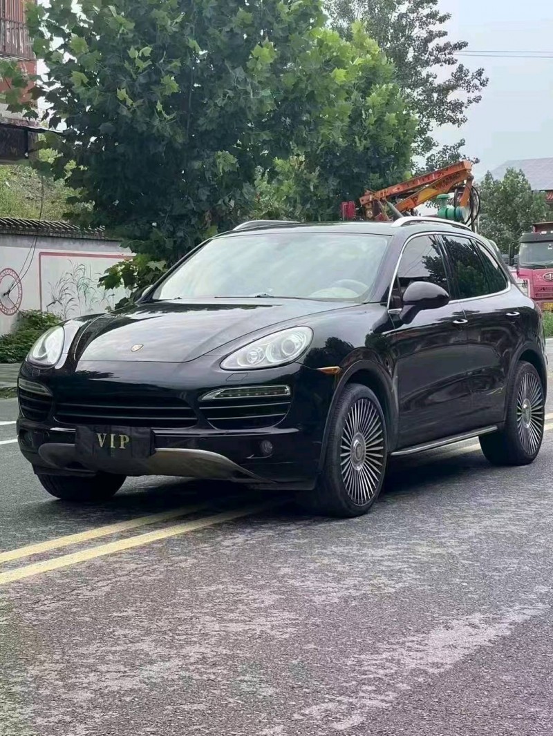 淮南14年保时捷卡宴2