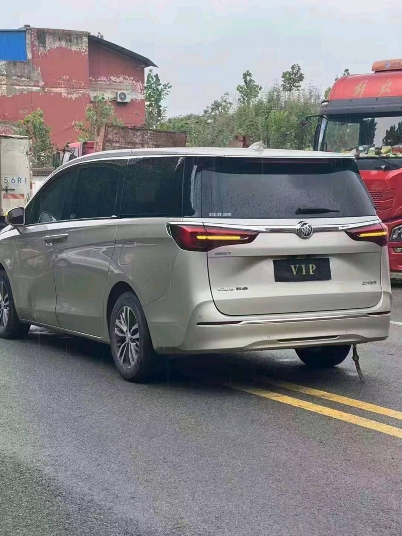 淮南21年别克GL84