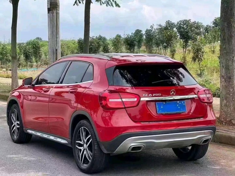 淮南15年奔驰GLA9