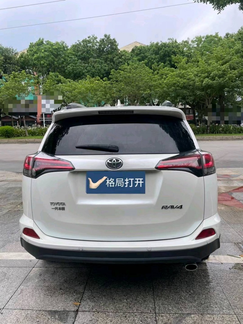 东莞17年丰田RAV4荣放9