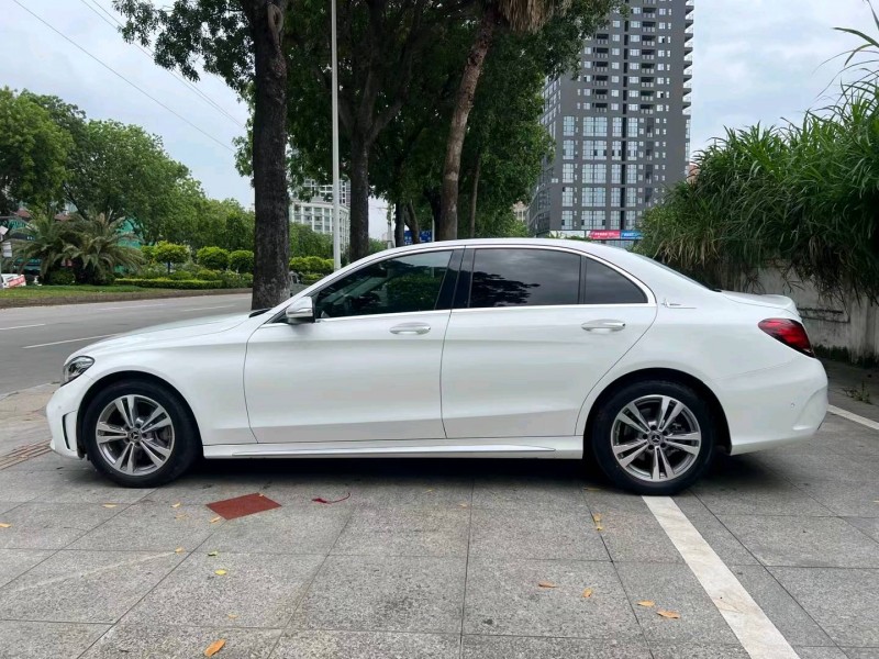 东莞20年奔驰C7