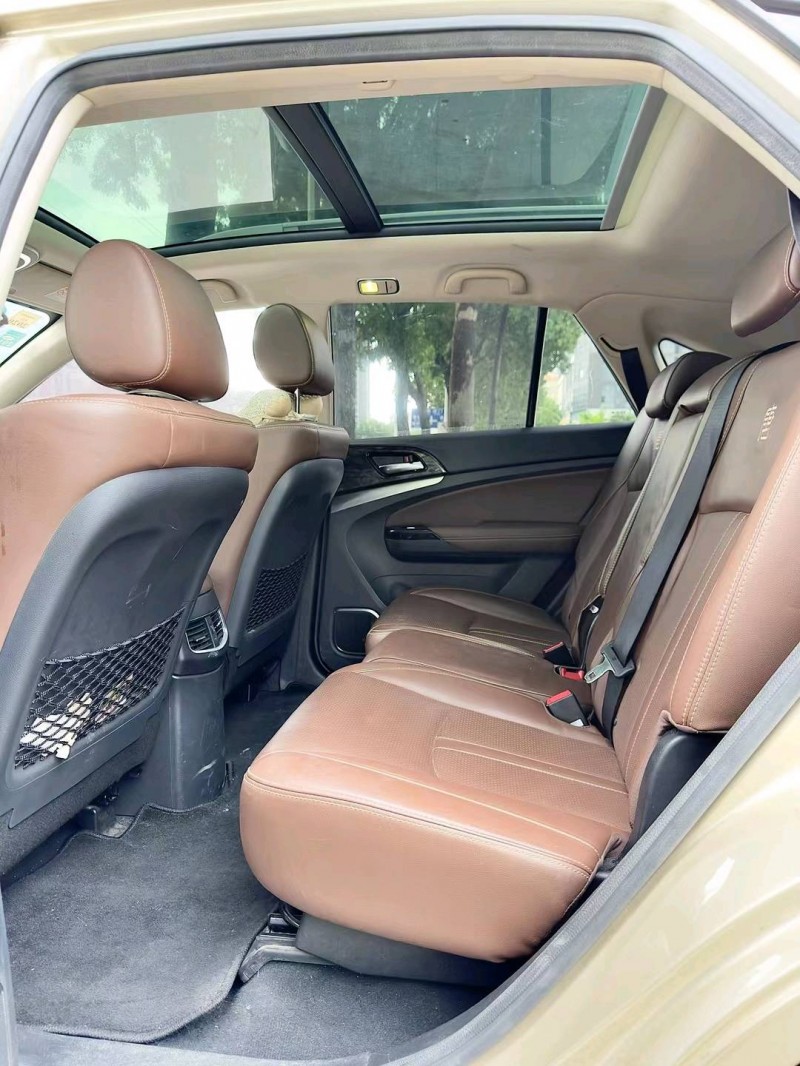 东莞16年比亚迪唐4