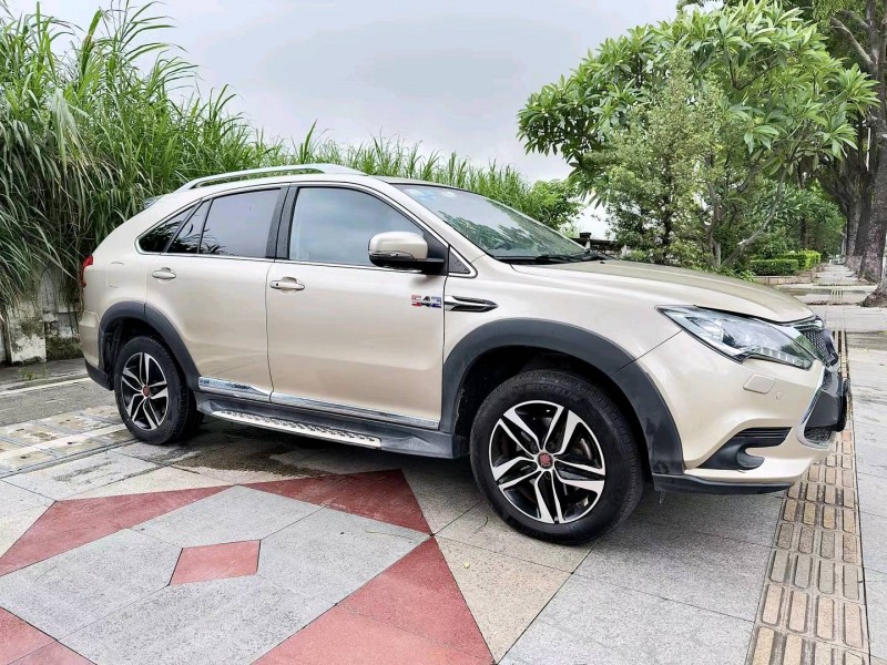 东莞16年比亚迪唐6