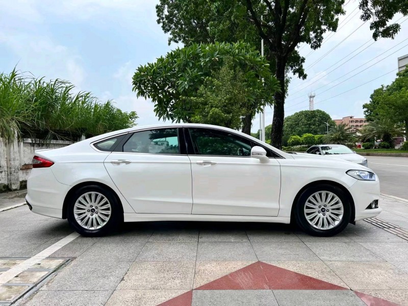 东莞15年福特蒙迪欧8