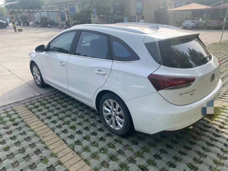 临沂18年别克阅朗4