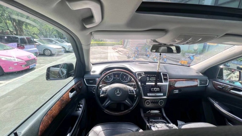 嘉兴13年奔驰ML8