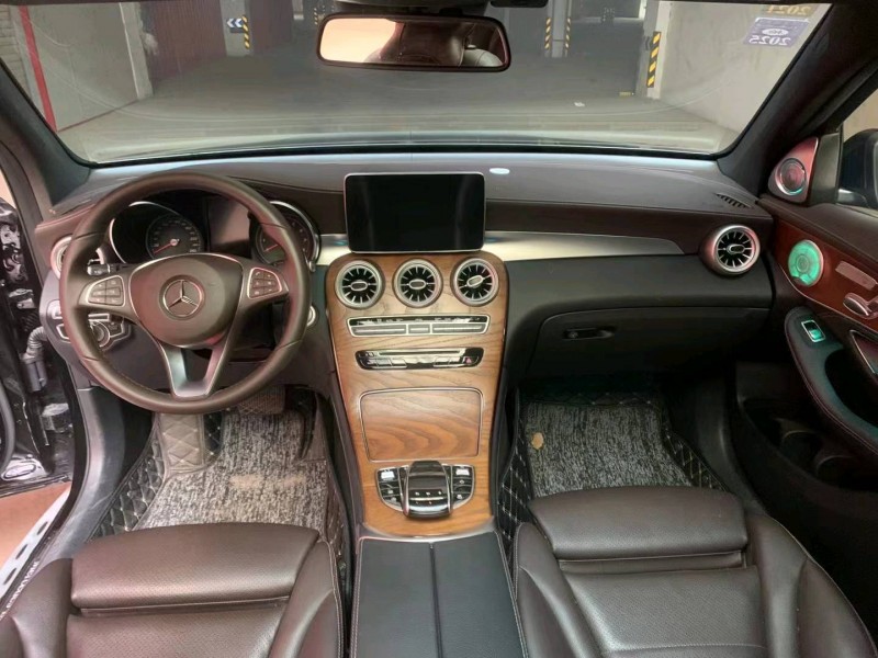 枣庄19年奔驰GLC4