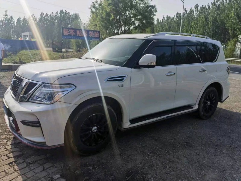 邯郸17年日产途乐2