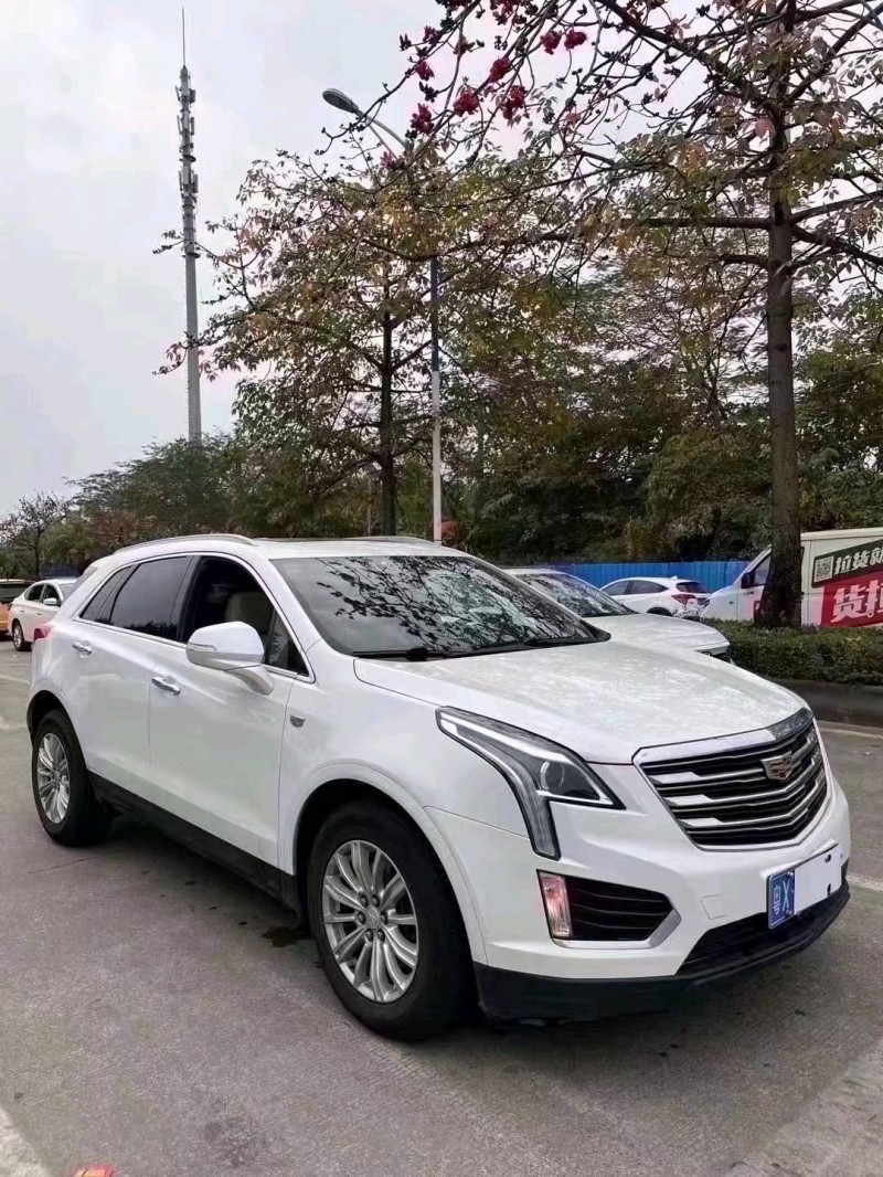 珠海17年凯迪拉克XT53