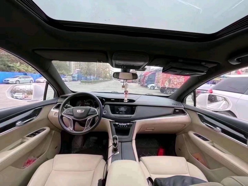 珠海17年凯迪拉克XT57