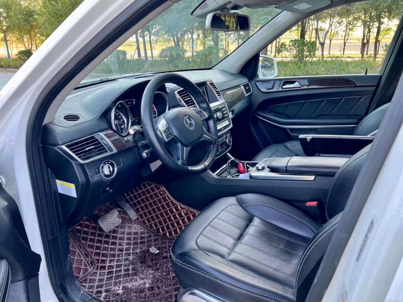 东营13年奔驰GL6