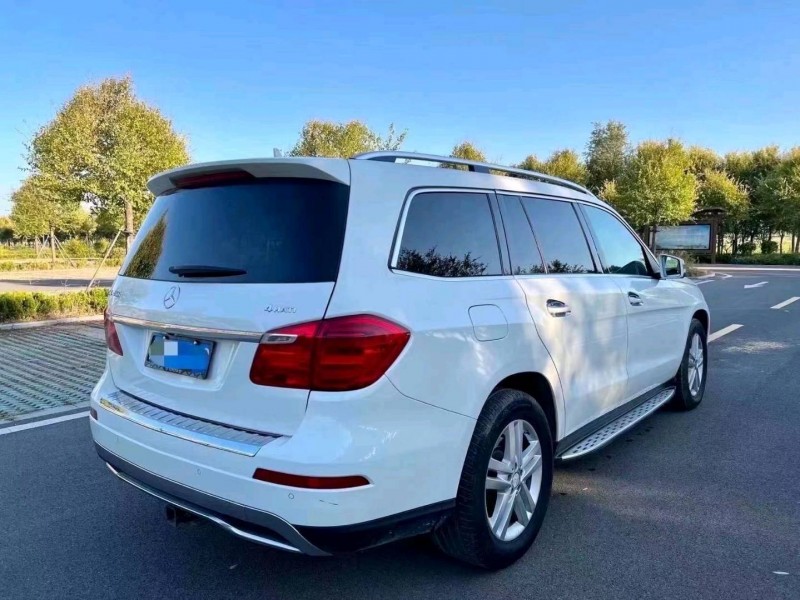 东营13年奔驰GL7