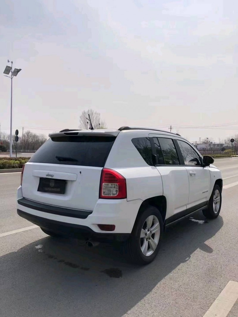 萍鄉15年Jeep指南者9