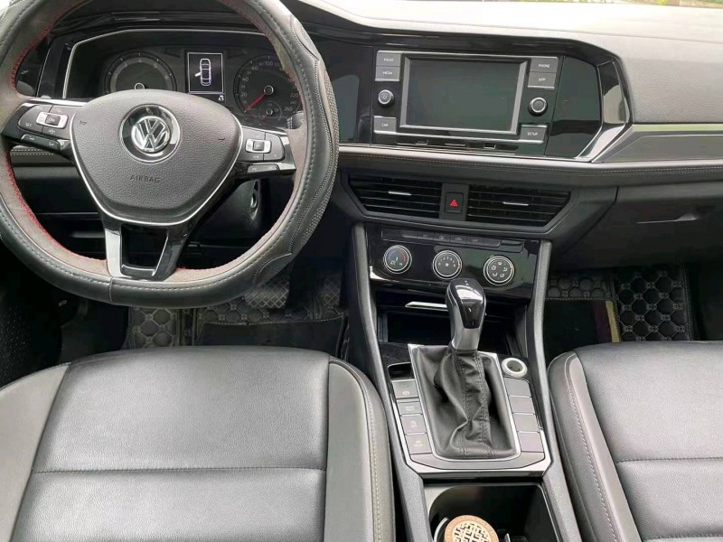 宜昌19年大众速腾6