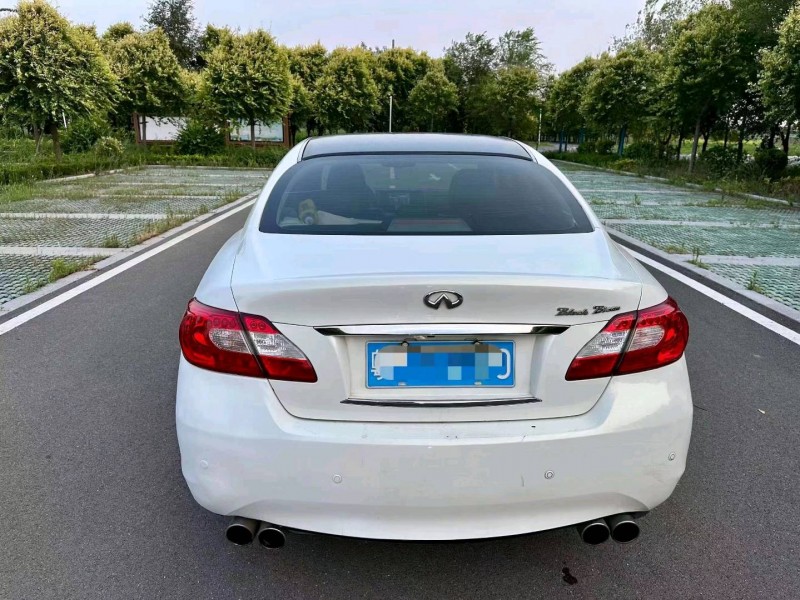 东营14年英菲尼迪Q706