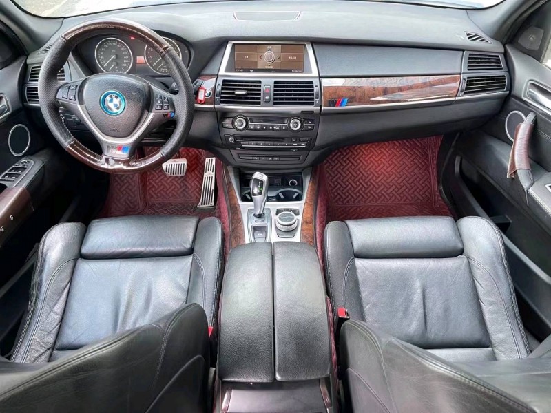 济南08年宝马X57