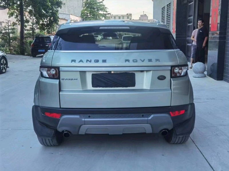 广州13年路虎极光8