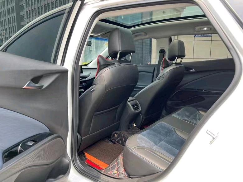 盐城21年别克微蓝5