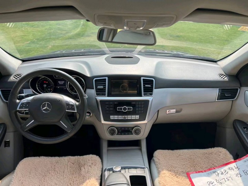 济南13年奔驰ML7