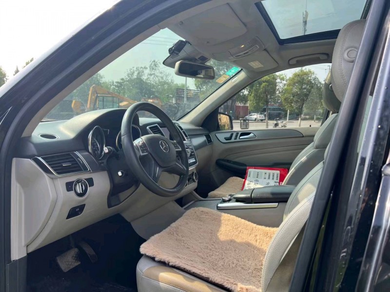 济南13年奔驰ML8