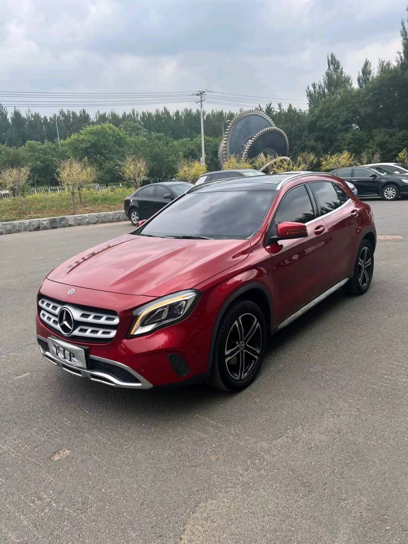 沈阳18年奔驰GLA2