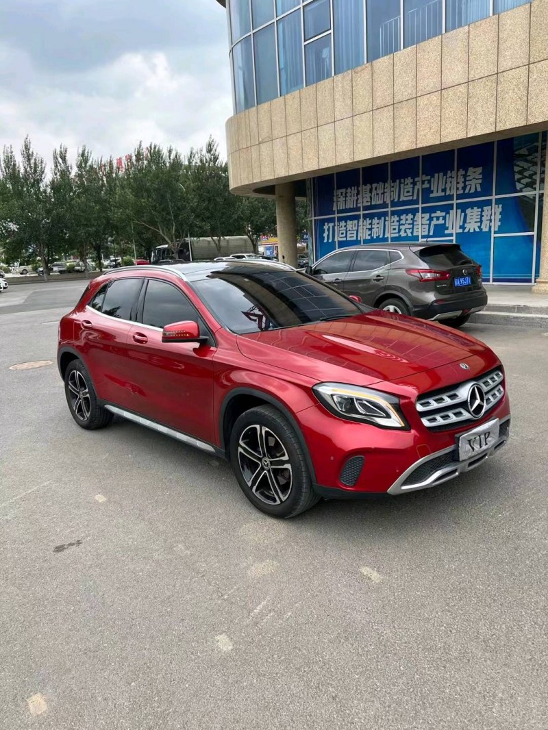 沈阳18年奔驰GLA3