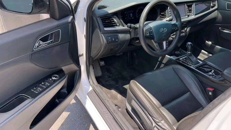 淮南18年现代名图3