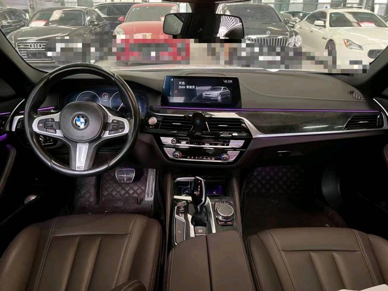 济宁18年宝马5系4