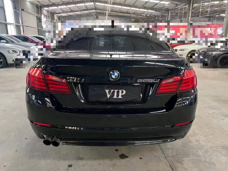 济宁13年宝马5系9