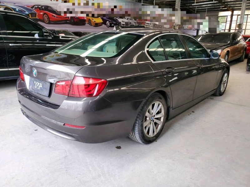 济宁13年宝马5系8