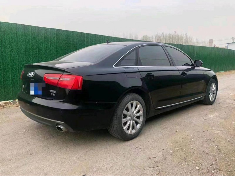 济宁13年奥迪A68