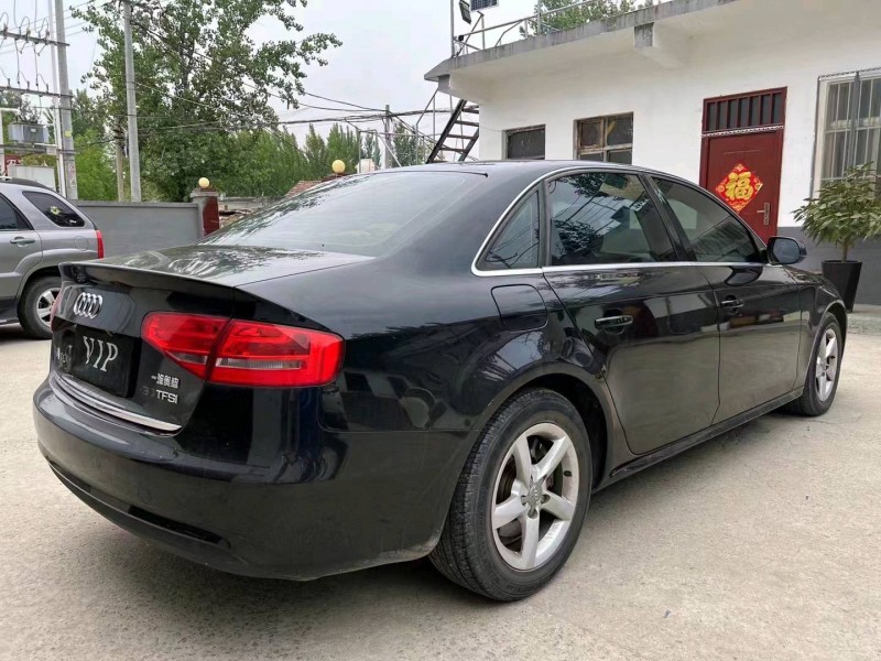 济宁15年奥迪A4L7