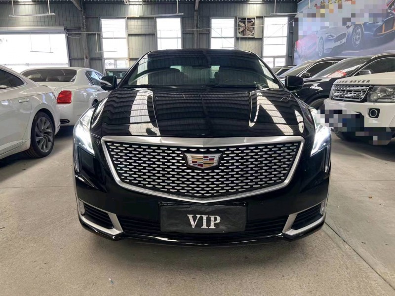 济宁17年凯迪拉克XTS1