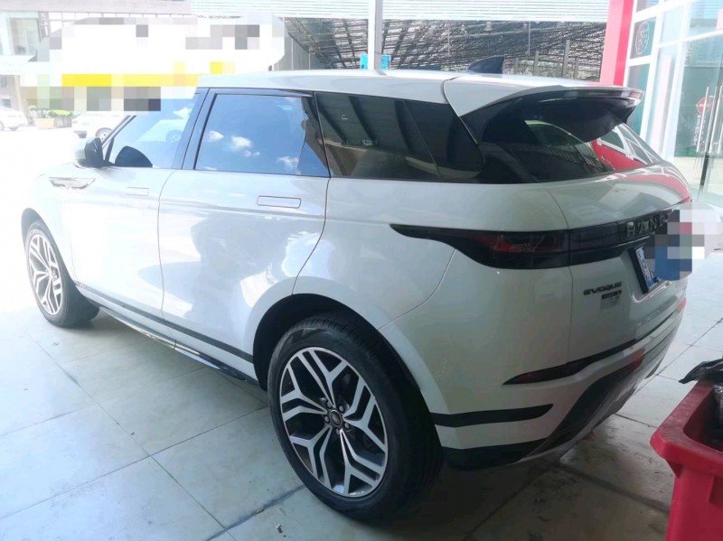 广州20年路虎极光9