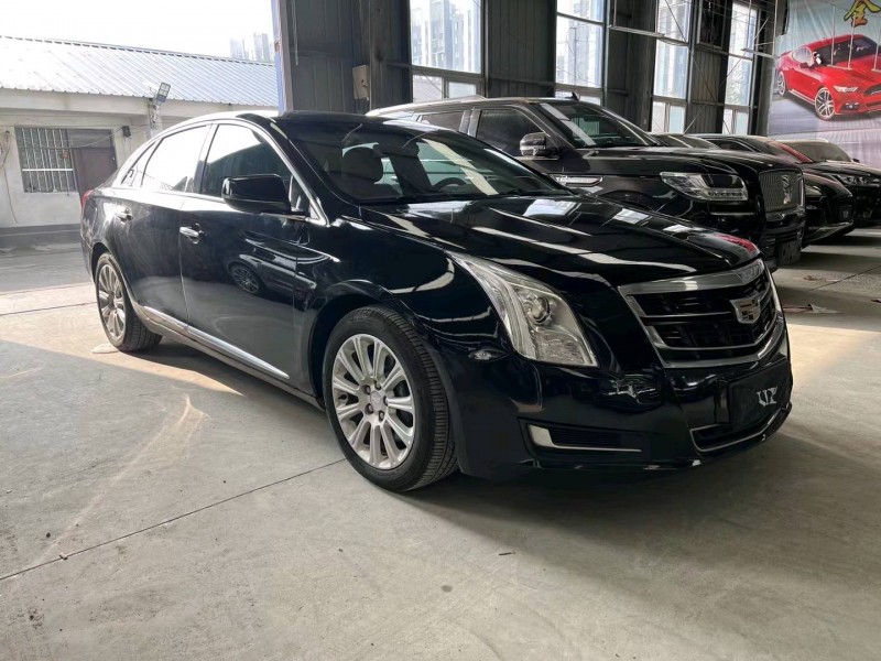济宁17年凯迪拉克XTS2