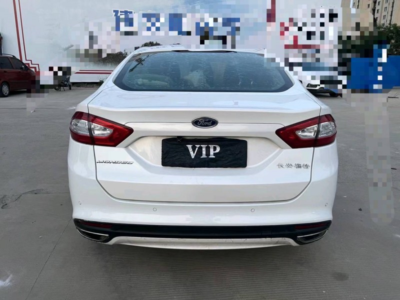 济宁16年福特蒙迪欧9