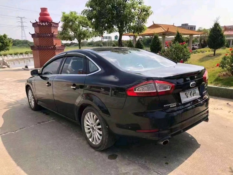 珠海13年福特蒙迪欧-致胜7