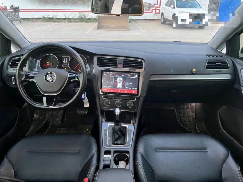 济宁17年大众高尔夫4