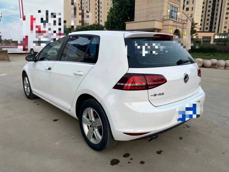 济宁17年大众高尔夫8