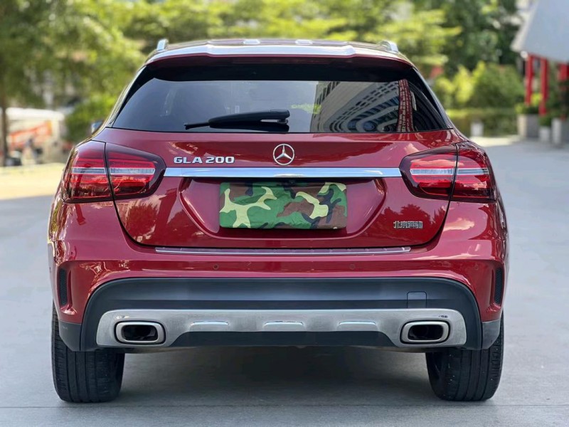 东莞19年奔驰GLA9