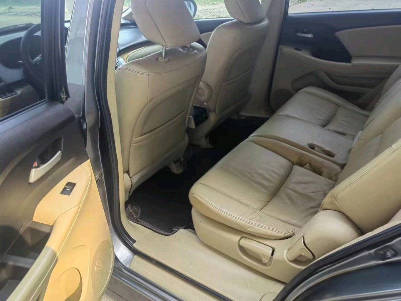 潍坊11年本田奥德赛5