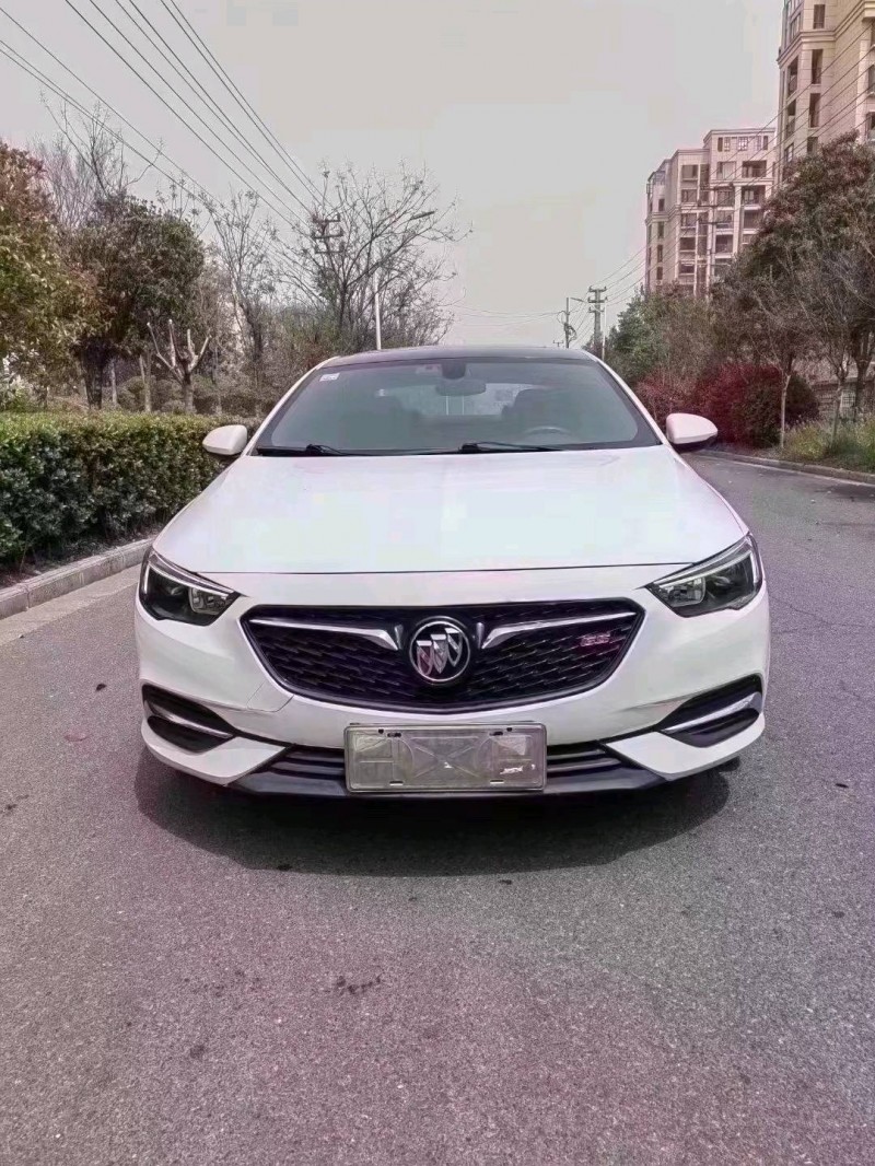 常州19年别克君威1