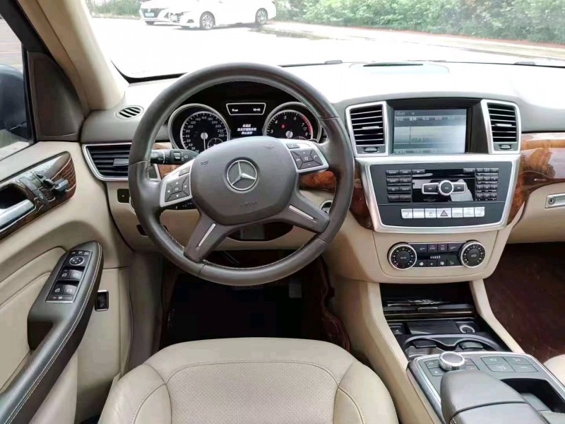 汕头15年奔驰ML8